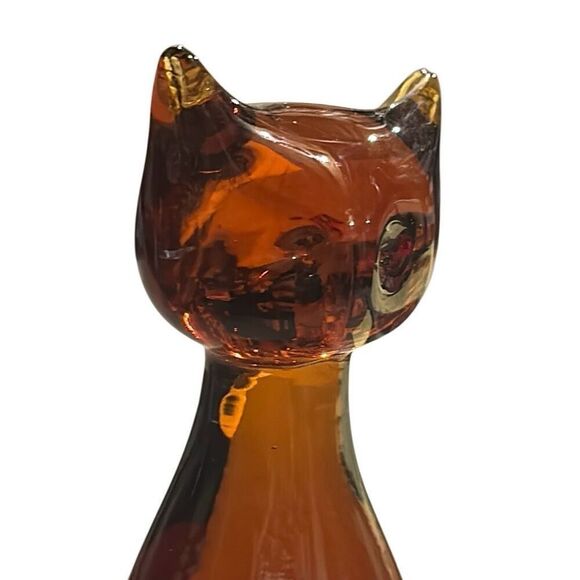 MCM 5.5" Amber Glass Cat Paperweight Figurine, Vintage, Rare Find, Elegant Decor - Picture 3 of 9
